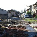 Den ganzen Abend über und bis in die Nacht hinein waren schwere Sommergewitter durch Südmähren gezogen. Die Notrufleitungen waren überlastet. Rund um die Städte Breclav und Hodonin fielen Hagelkörner von der Größe von Tennisbällen.