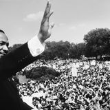 Es war eine der wichtigsten Demonstrationen in der Geschichte der USA: Am 28. August 1963 forderten mehrere hunderttausend Menschen beim "Marsch auf Washington für Arbeit und Freiheit" das Ende der Rassendiskriminierung in den USA. Martin Luther King hielt vor dem Lincoln Memorial seine berühmt gewordene Rede "I Have a Dream".