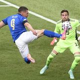 Italien  Aussichten: Italien ist Favorit gegen Österreich  Das gab es zuletzt 2000 bei einem großen Turnier: Italien hat alle drei Vorrundenspiele überlegen und mit attraktivem Offensivfußball gewonnen. Die Squadra Azzurra hat bislang uneingeschränkt gute Leistungen gezeigt. Durch das Land weht eine Euphorie, auch wenn Italien nicht die stärkste Mannschaft des Turniers hat. Für Österreich wird es reichen. Der Härtetest wird erst im Viertelfinale folgen. Die möglichen Gegner: Belgien oder Portugal.