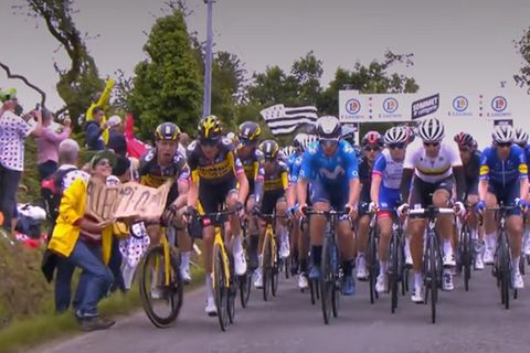 Massensturz bei Tour de France