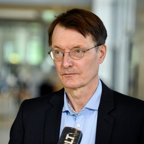 Karl Lauterbach fordert Stiko zu Überdenken der Impfempfehlung für Kinder auf