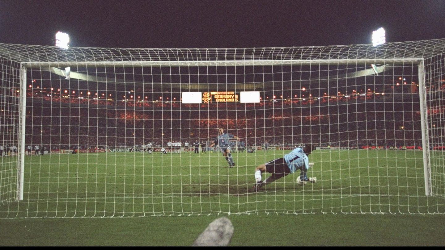 Hinter dem Tor, 26.6.1996: Gareth Southgate vergibt den Elfmeter, Andreas Köpke hält