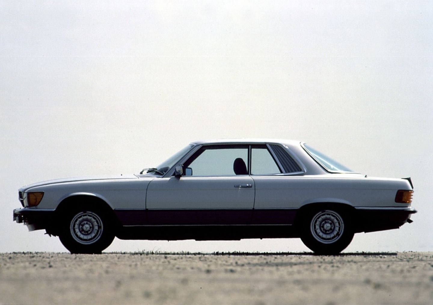 Mercedes SLC der Baureihe C 107