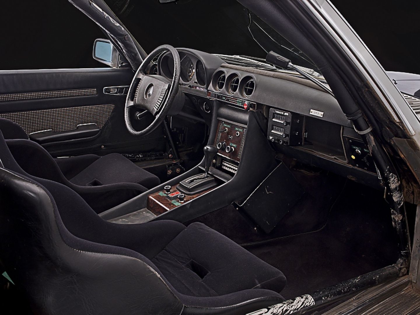 Mercedes SLC der Baureihe C 107