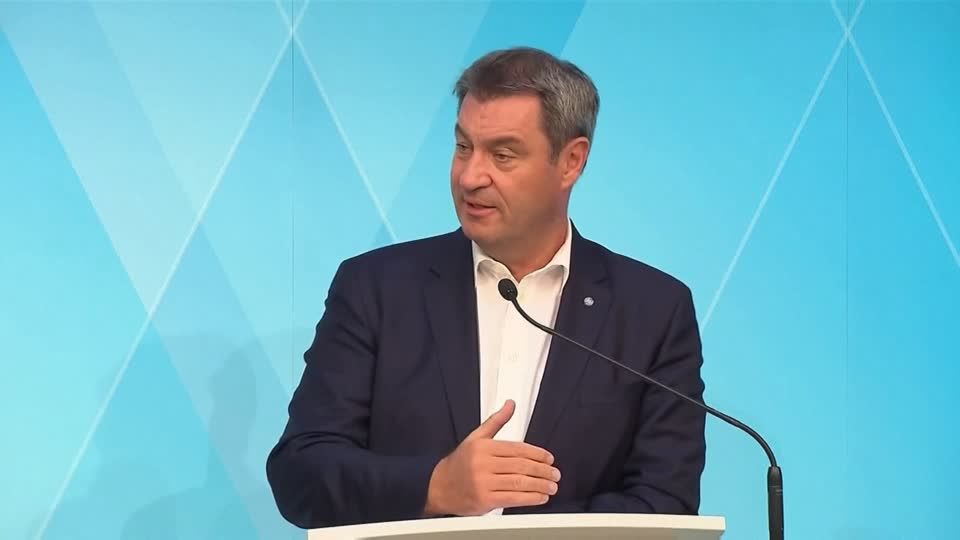 Video: Söder fordert vom Bund Regelungen für Reiserückkehrer