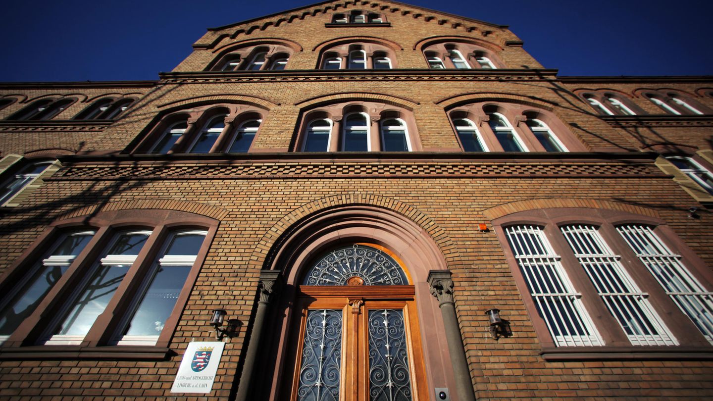 Frontalansicht des Landgerichts Limburg