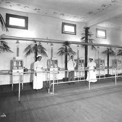 Eine der sogenannten Baby-Inkubator-Ausstellungen