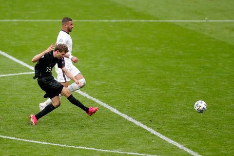 Thomas Müller vergibt die Riesenchance auf den Ausgleich