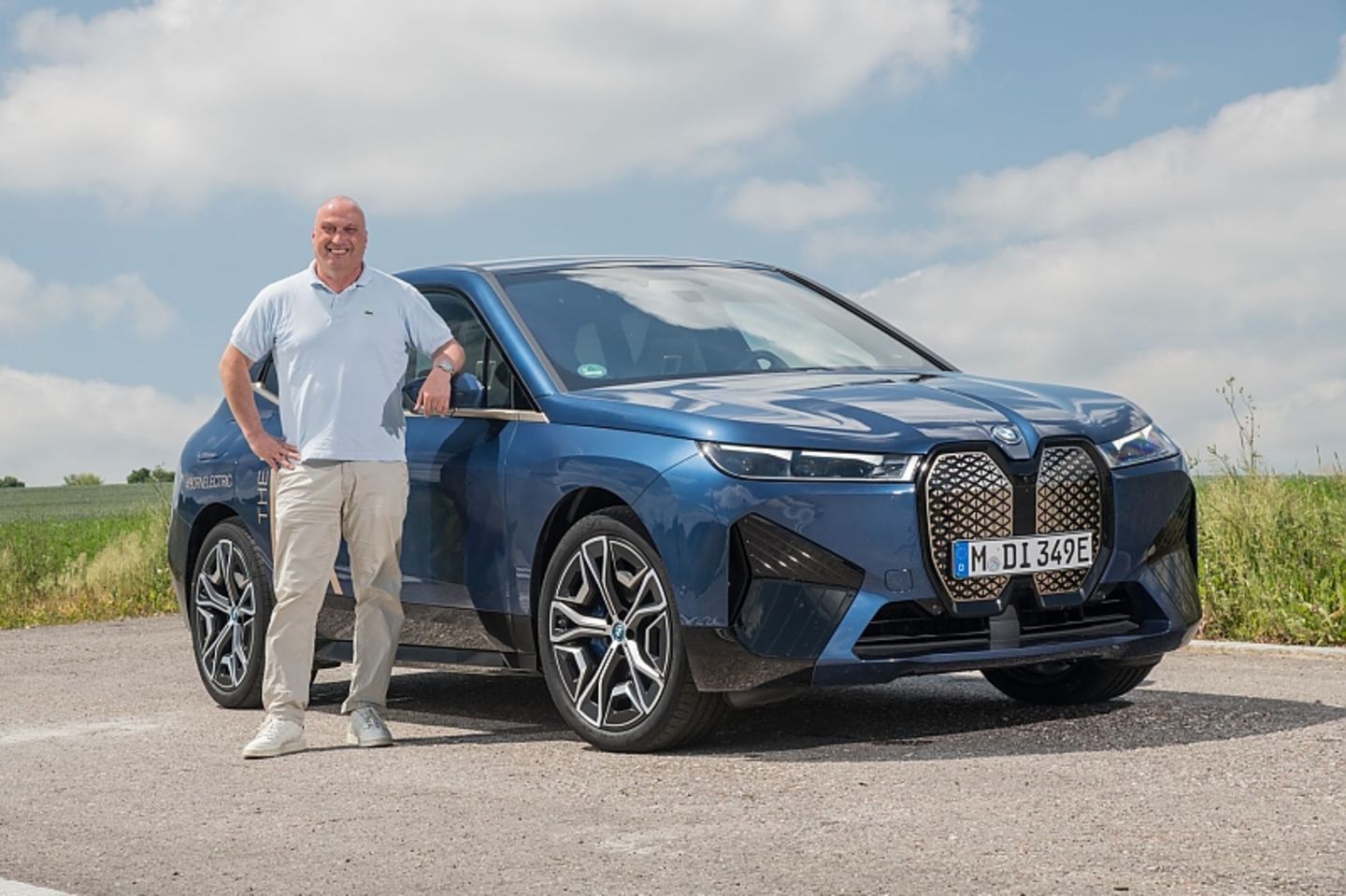 Der BMW iX ist ein ziemliches Trumm von Auto