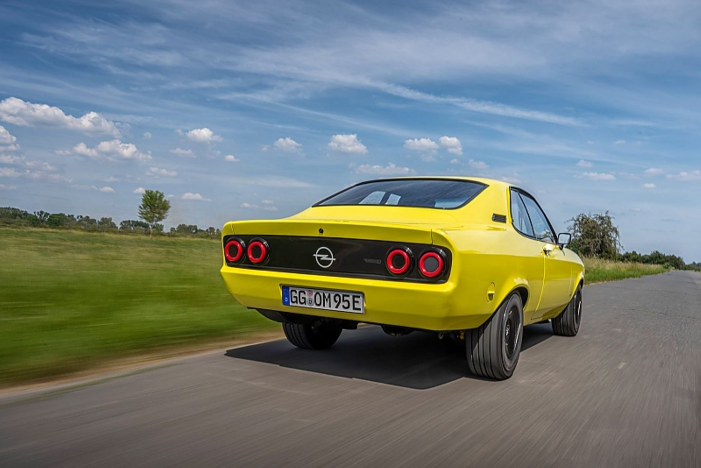 Opel Manta GSe 2021