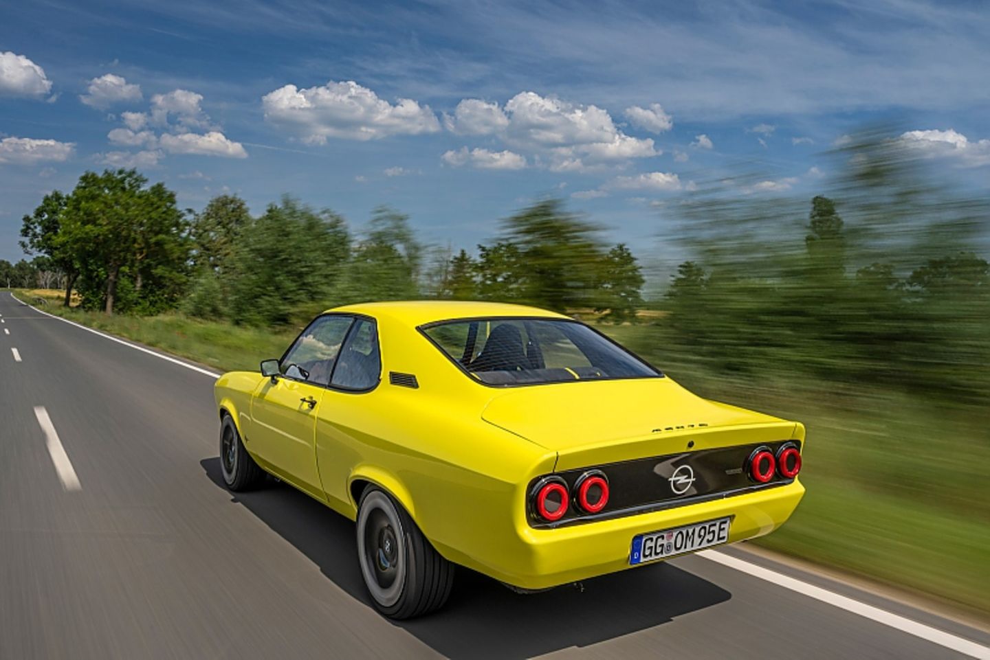 Opel Manta GSe 2021