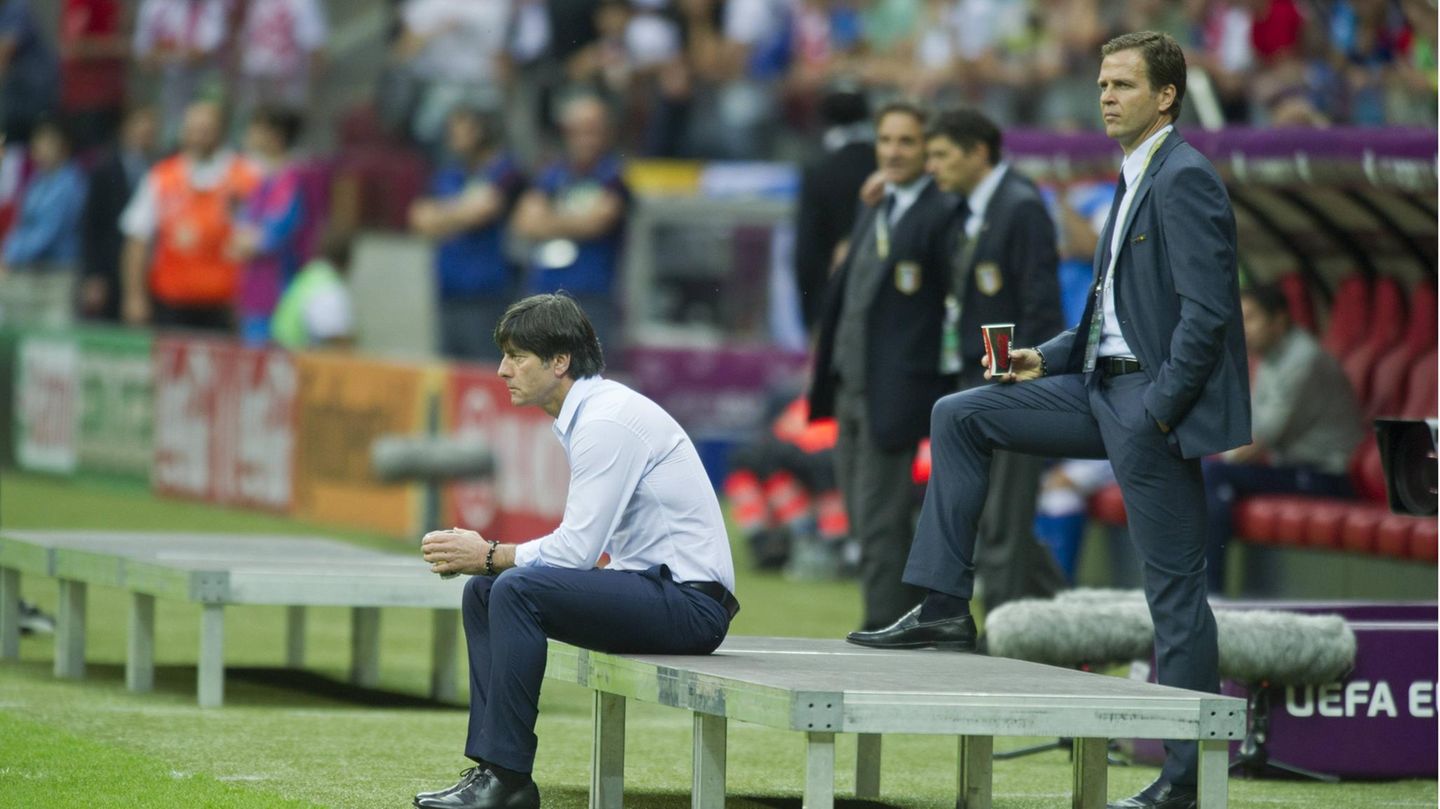 28. Juni 2012:  Der Schock von Warschau. Löw vercoacht sich, der EM-Traum ist mit einem 1:2 dank Skandalspieler Mario Ballotelli gegen Italien im Halbfinale beendet. 
