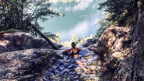 Einer der Gumpen am Königssee im Nationalpark Berchtesgaden ist in den vergangenen Jahren zum Mekka für Instagrammerinnen und Instagrammer geworden – mit erheblichen Folgen für die Natur