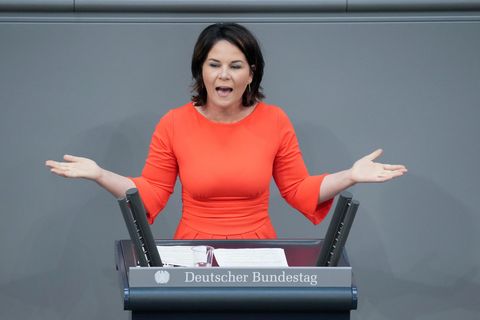Annalena Baerbock im Bundestag - die Diskussion um ihre vermeintlichen Plagiate hält unser Autor für komplett überzogen