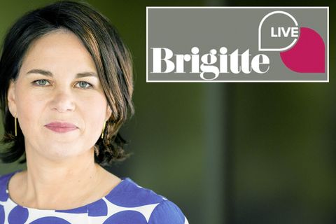 Annalena Baerbock, Kanzlerkandidatin der Partei Bündnis 90/Die Grünen, stellt sich den Fragen in der Gesprächsreihe "Brigitte Live".