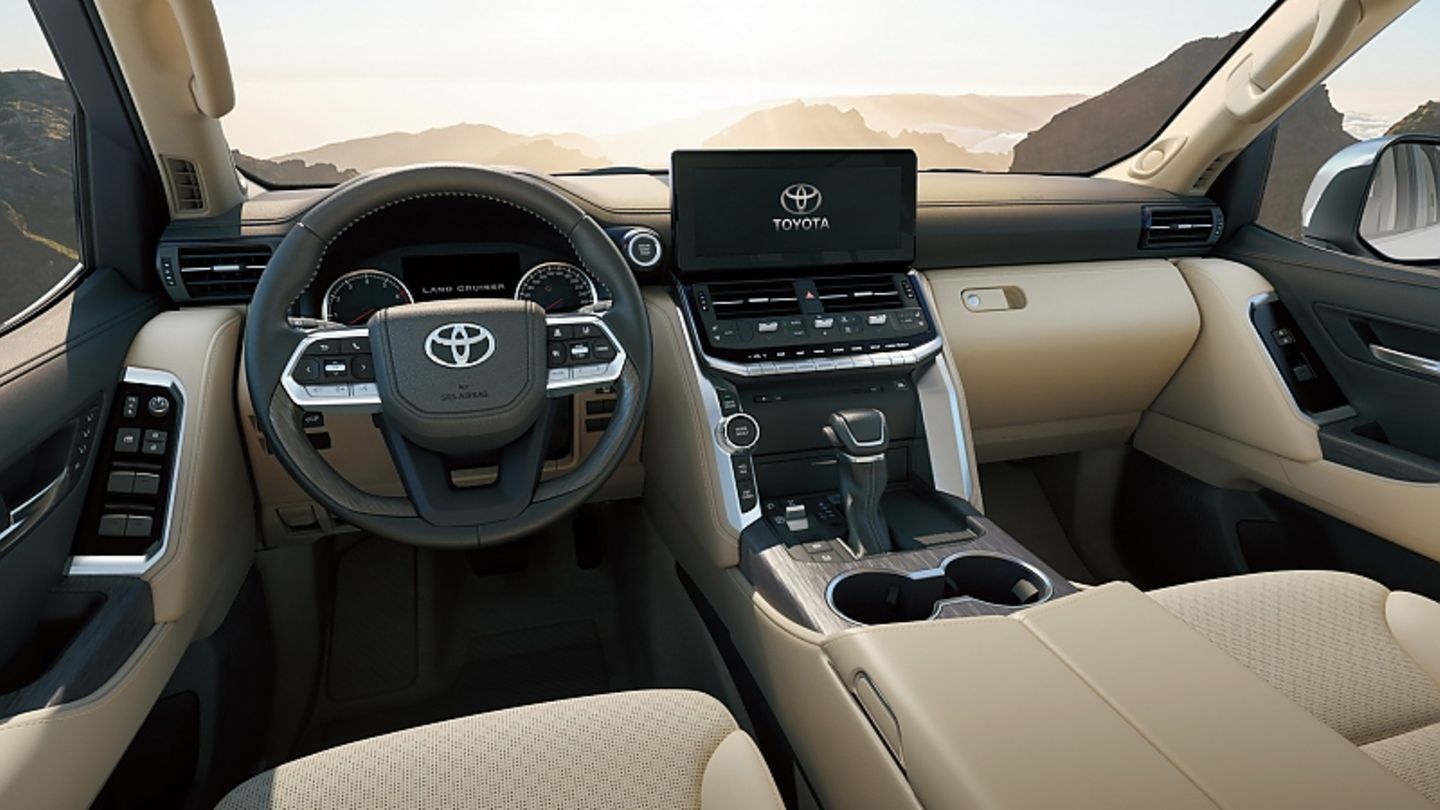 Toyota Land Cruiser LC 300 2022