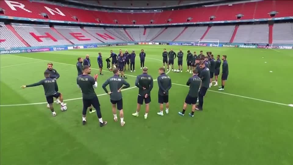 Video: Italiens Trainer Mancini zuversichtlich vor Spiel gegen Belgien