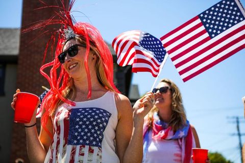 Amerikaner in Nationalfarben
