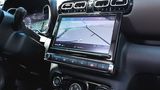 Der Touchscreen misst jetzt neun Zoll