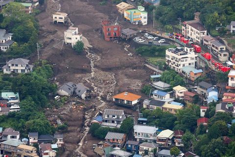 Die Schlammlawine im Südwesten Japan riss ganze Häuser mit