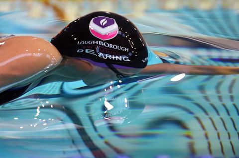 Alice Dearing ist die erste Schwarze Schwimmerin, die für Großbritannien bei den Olympischen Spielen teilnimmt. Sie ist Markenbotschafterin für Soul Caps