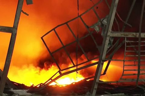 Unfall in Chemiefabrik: Gewaltige Explosion erschüttert Bangkok – Gefahr noch nicht gebannt