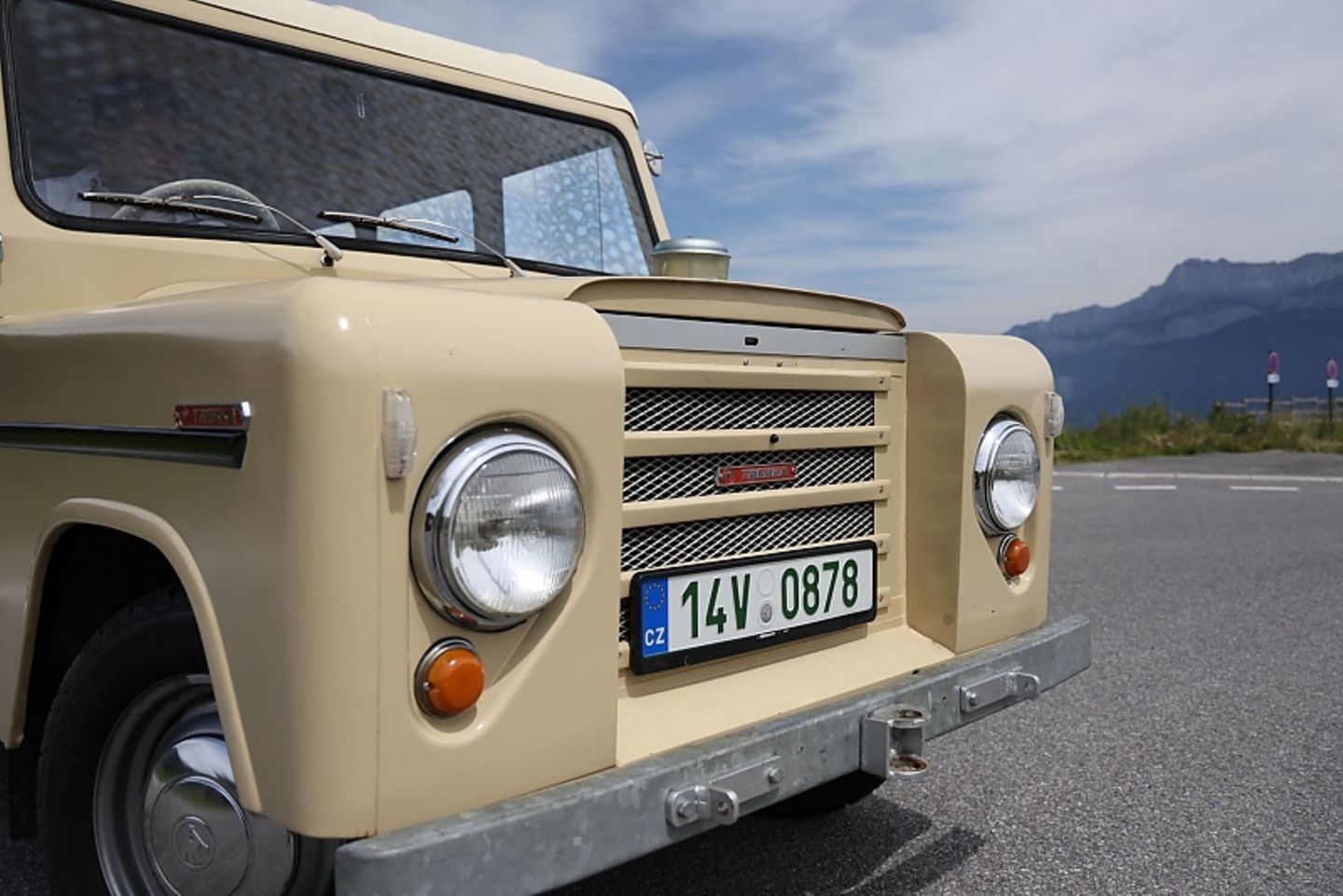Die Front ähnelt der des Land Rover Defenders
