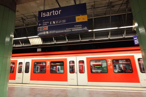 Der Polizeieinsatz ereignete sich am Münchner S-Bahnhof Isartor
