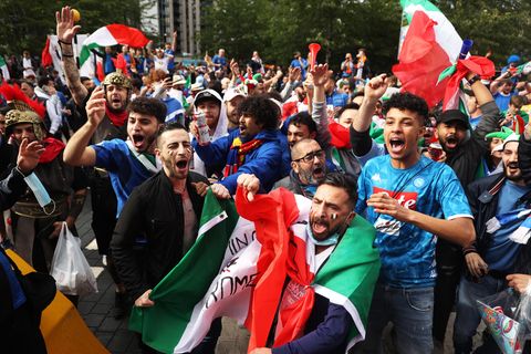 EM 2021: Italienische Fans feiern vor dem EM-Halbfinale gegen Spanien in London