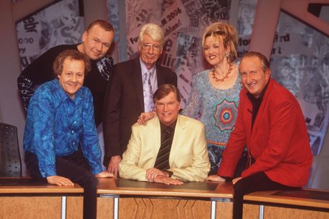 SN_7TAGE7KOEPFE.jpg  In der RTL-Comedy-Show &quot;7 TAGE, 7 KOEPFE&quot; empfangen die Comedians Kalle POHL, Bernd STELTER, Rudi CARRELL, Jochen BUSSE, Gaby KOESTER und Mike KRUEGER (von links) an jedem Freitag einen anderen Gast.