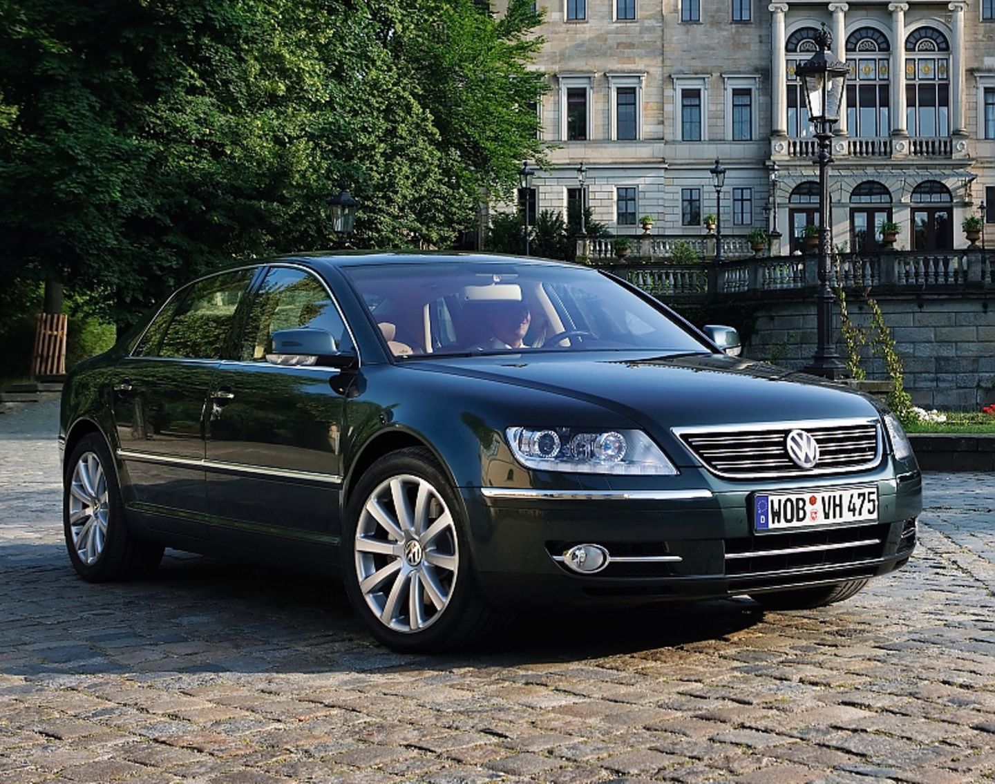 VW Phaeton