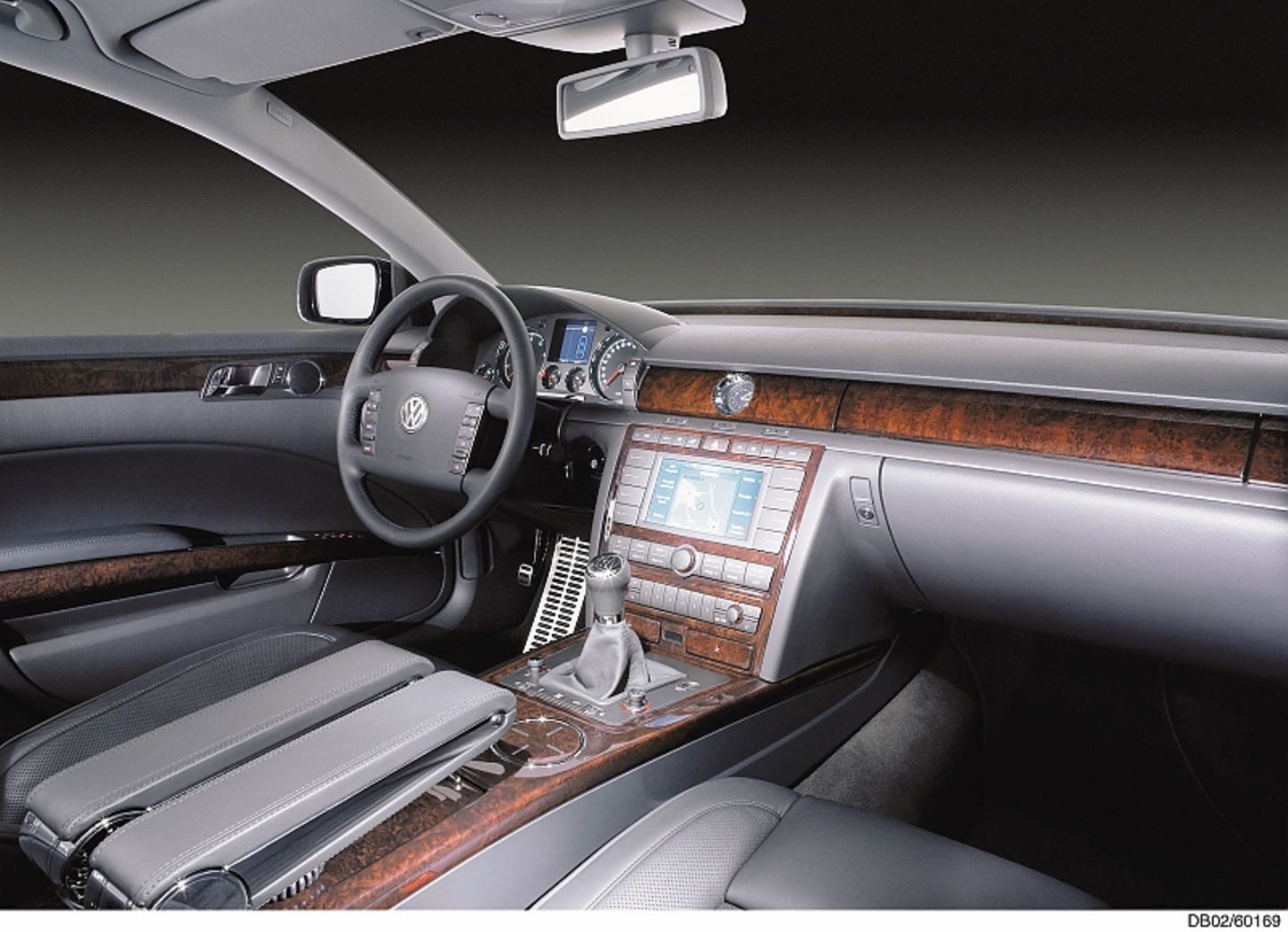 VW Phaeton