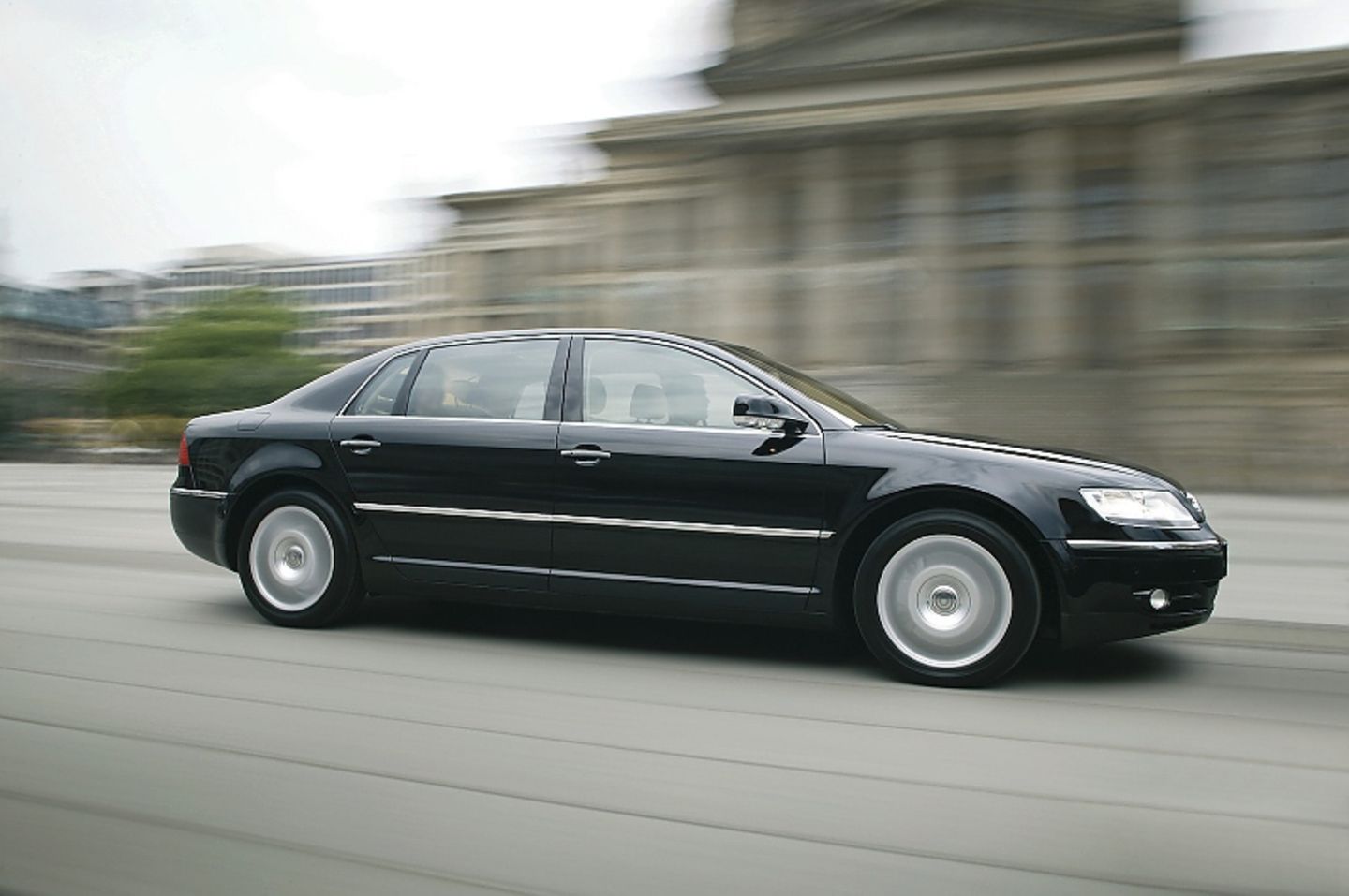 VW Phaeton
