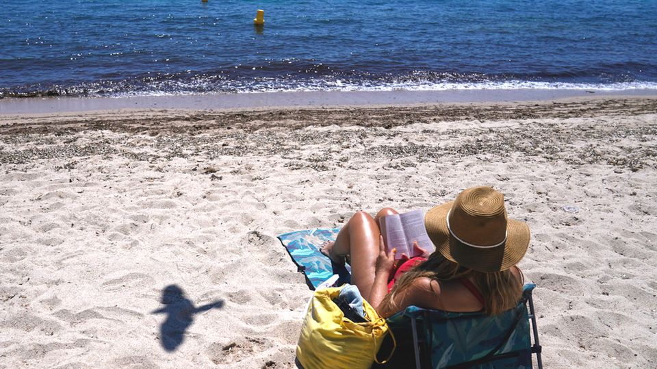 Risikogebiet, Hochrisikogebiet, Variantengebiet: Urlaub und Corona (Symbol) Risikogebiet, Hochrisikogebiet, Variantengebiet: Urlaub und Corona (Symbol)