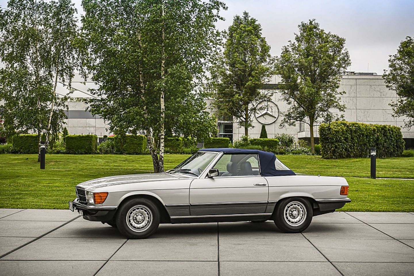 Mercedes SL 500 R107 (1982)