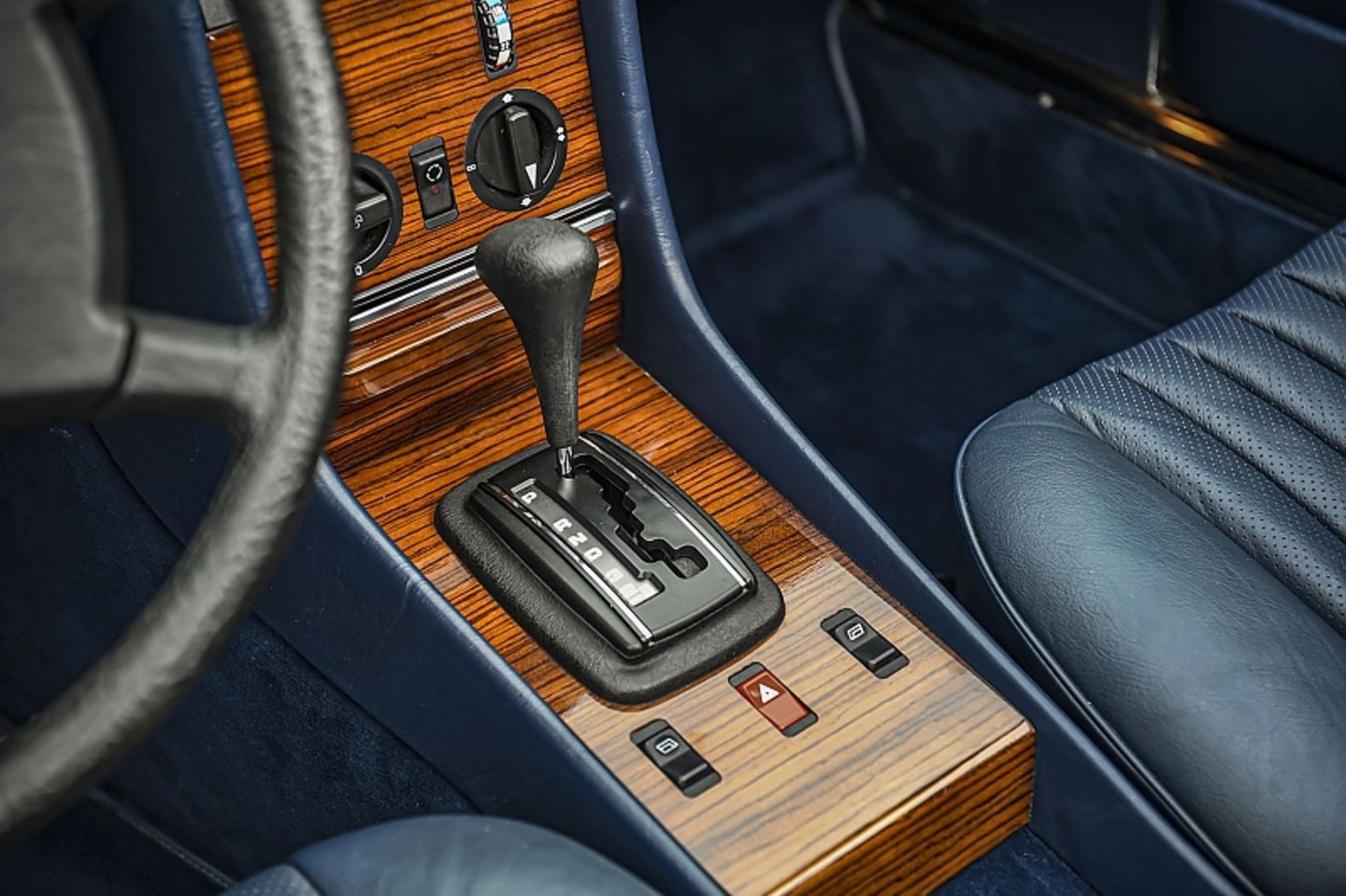 Mercedes SL 500 R107 (1982)