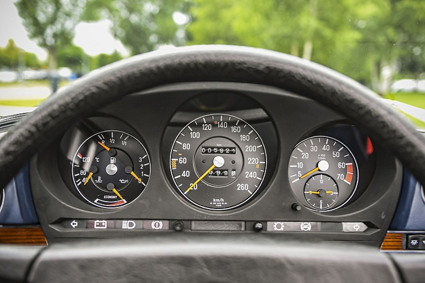 Mercedes SL 500 R107 (1982)