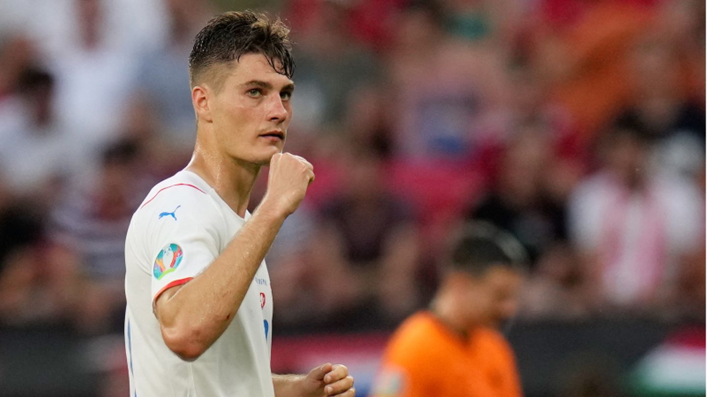 Tschechiens Stürmer Patrik Schick reagiert beim Achtelfinale gegen die Niederlanden Tschechiens Stürmer Patrik Schick reagiert beim Achtelfinale gegen die Niederlanden