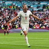 Englands Harry Kane bejubelt sein Tor zum 2:0 im Achtelfinale gegen Deutschland