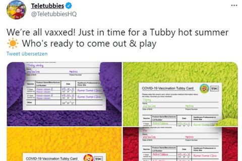 Screenshots eines Tweets der Teletubbies über ihre Impfnachweise für das Covid-Vakzin