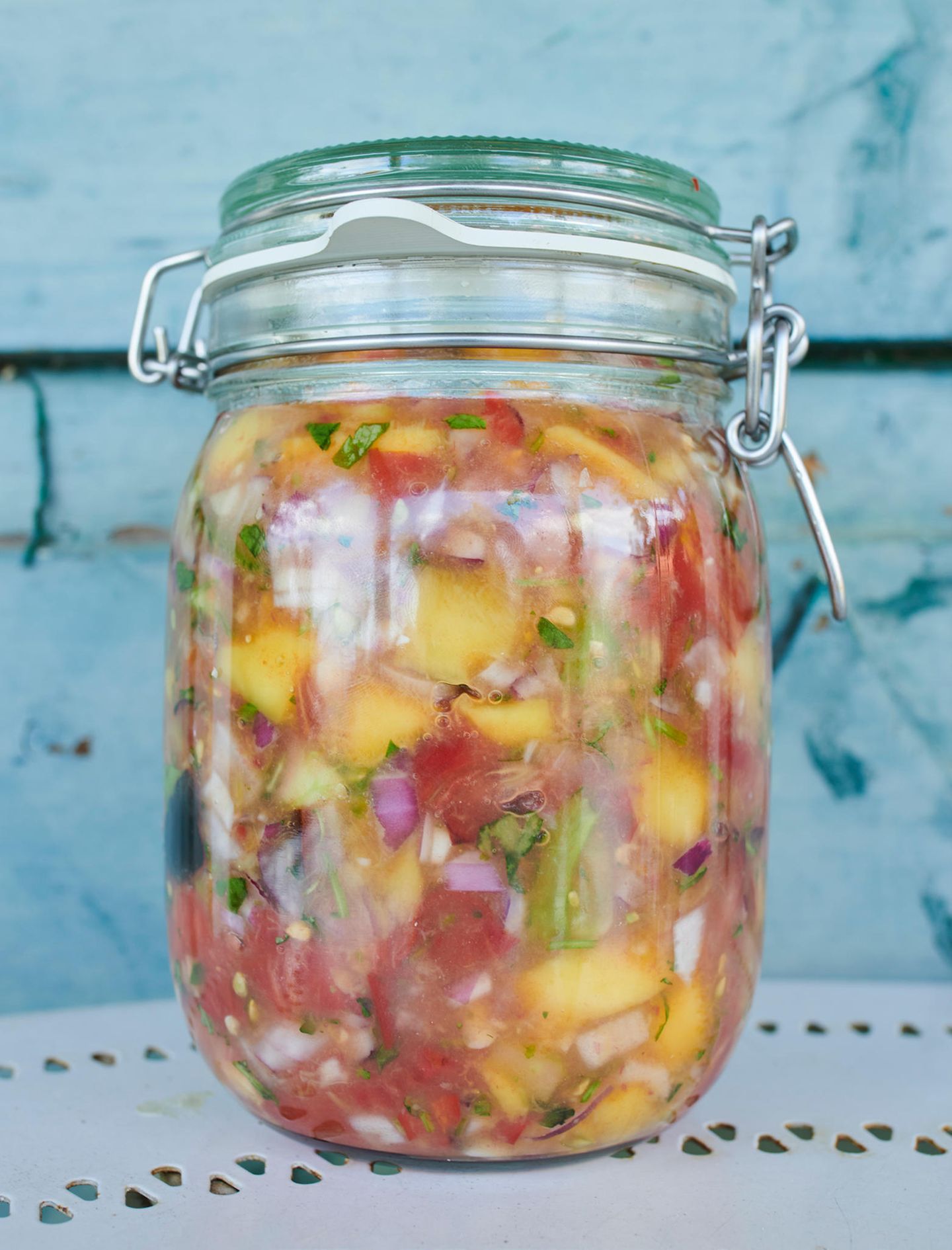 Ein Weck-Glas mit der Salsa