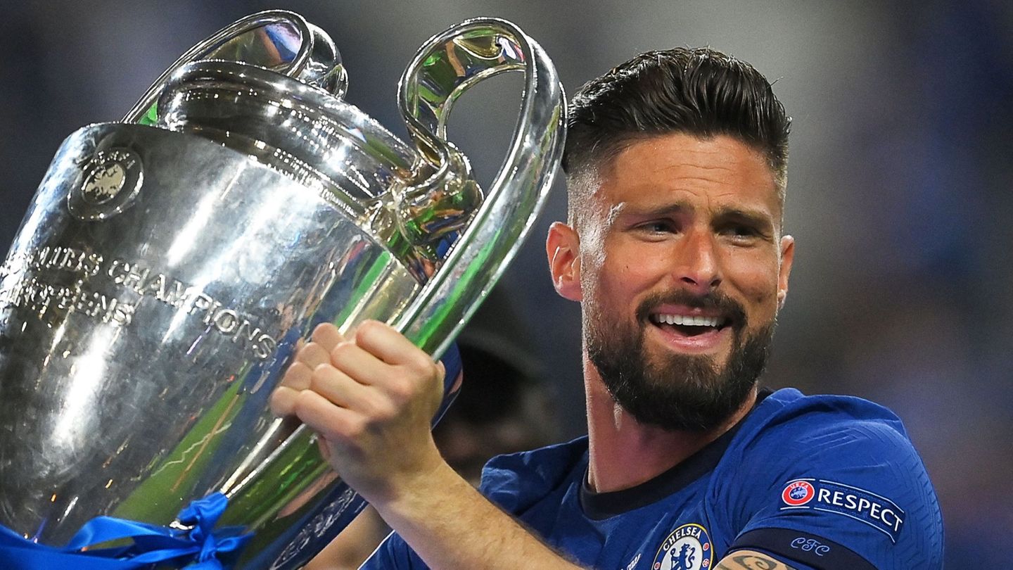 AC Milan just before the signing of Olivier Giroud