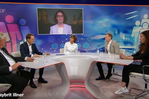 SPD-Gesundheitsexperte Karl Lauterbach (2. v.l.) diskutiert mit dem Virologen Hendrick Streeck (2. v.r.) bei "Maybrit Illner"