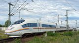 Regenbogen-ICE der Deutschen Bahn