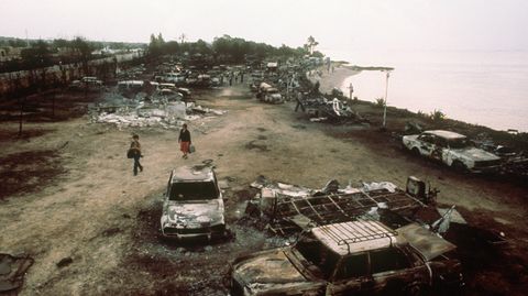 Blick über den verwüsteten Campingplatz an der Costa Daurada.