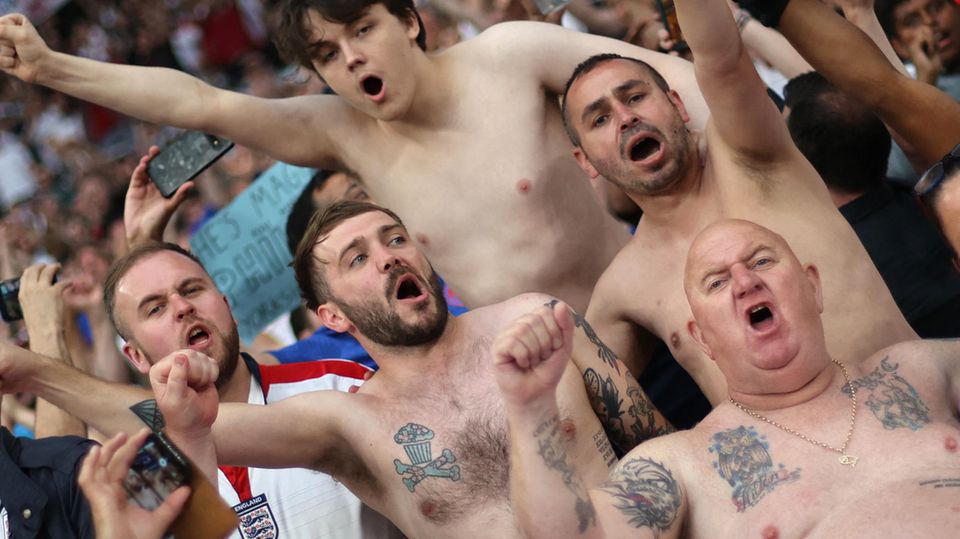 Englische Fans im Stadion