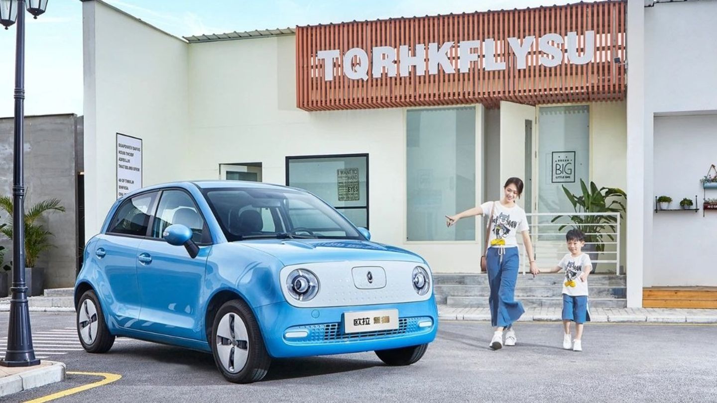 Die Größe entspricht einem Smart Forfour