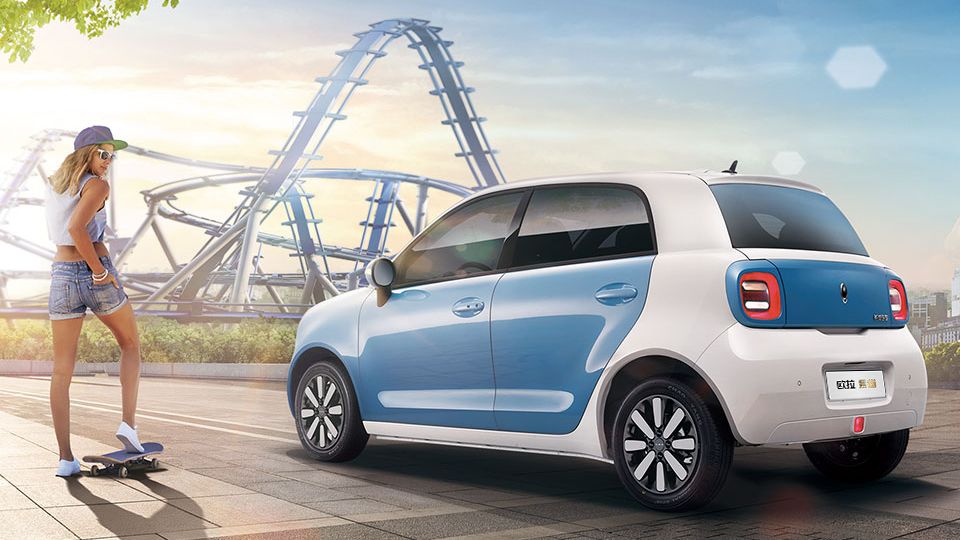 Der Ora R1 wird als Frauenauto beworben.
