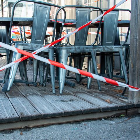 Französisches Café geschlossen