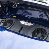 Der Vierliter-Boxermotor leistet 375 kW / 510 PS